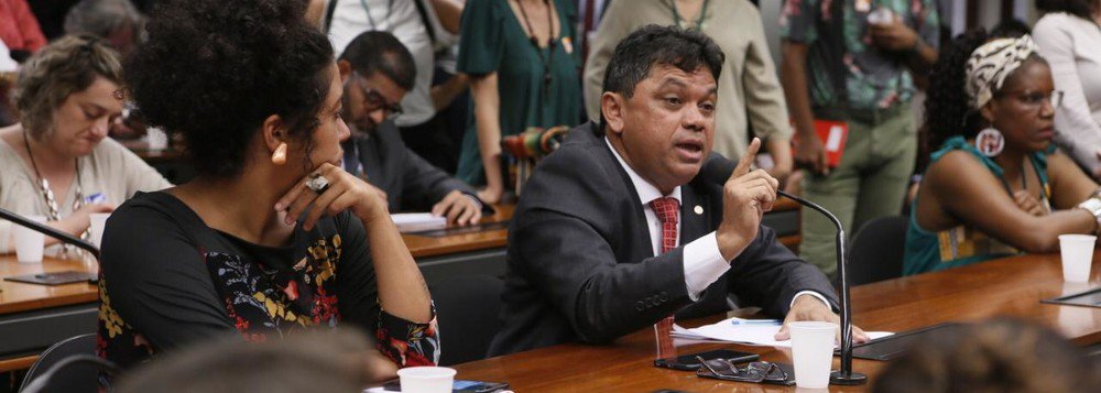 Márcio Jerry: “sigilo da previdência revela má fé de Bolsonaro”