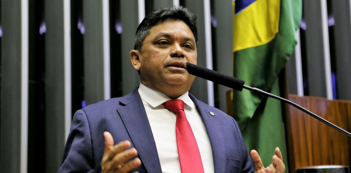 Márcio Jerry aciona o Ministério Público após ato racista de Bolsonaro contra nordestinos