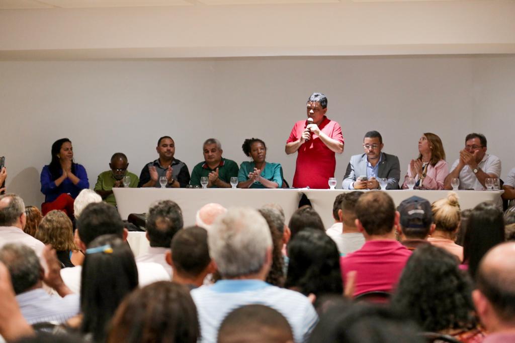 Márcio Jerry apresenta Balanço de Mandato para auditório lotado em São Luís