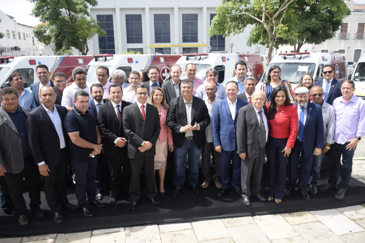 Hospital Regional de Balsas recebe nova ambulância por indicação do deputado estadual Márcio Honaiser