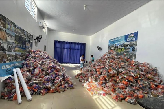 Prefeitura de Santa Rita distribui mais de quatro mil cestas básicas…