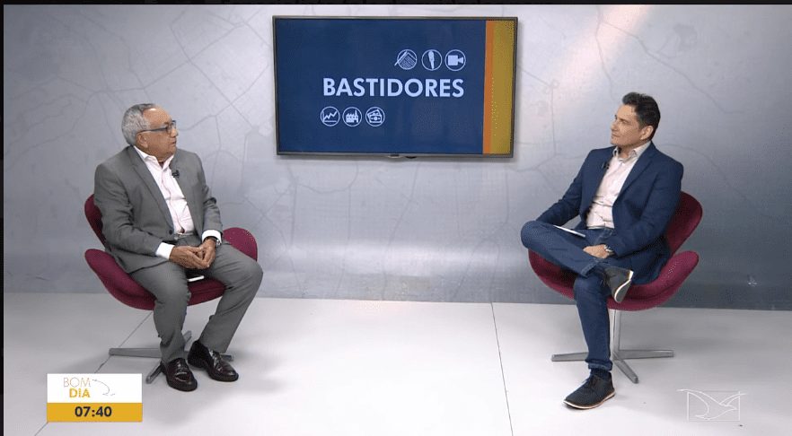 Quem pode pagar – “Os ricos na universidade pública, enquanto os pobres estão na privada – endividados…” diz Gastão Vieira…
