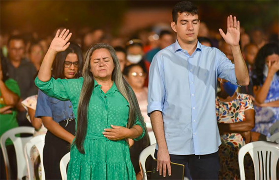 Fernando Braide participa de eventos religiosos na zona rural de São Luís…