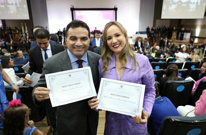 Primeiro casal de deputado federal eleito no Brasil é diplomado no Maranhão…