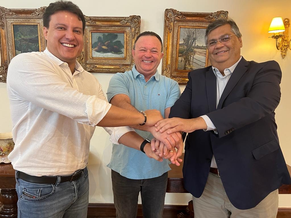 Brandão recebeu em sua residência, neste domingo (15), o vice Felipe Camarão e o ministro Flávio Dino para dialogar sobre perspectivas para o Maranhão…
