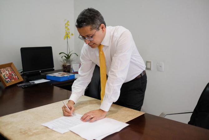 Carlos Lula inicia mandato apresentando projetos na área da saúde…