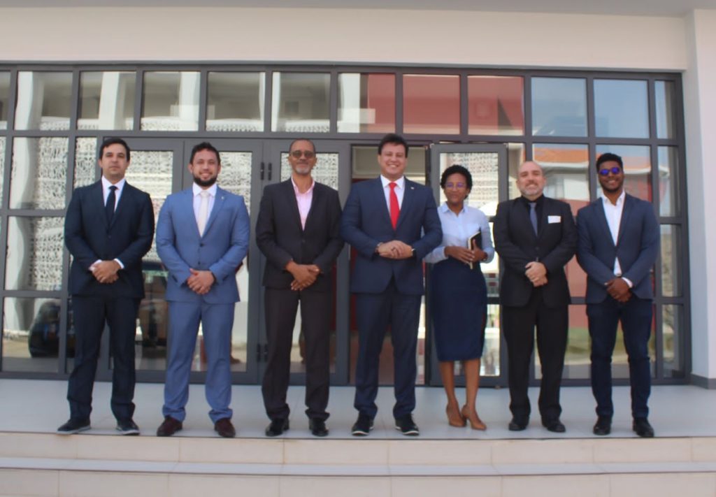 Em Cabo Verde, vice-governador Felipe Camarão fecha parceria com Governo cabo-verdense para novos negócios e para intercâmbio de professores…