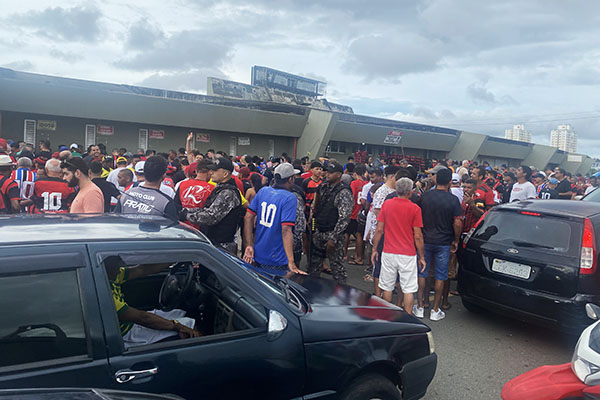 ‘Futebol de Várzea’  – Desorganização marca decisão entre Maranhão e Moto no Castelão…