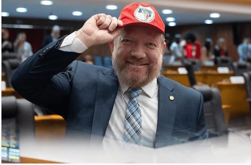 ‘SOLIDARIEDADE CAMALEÔNICA’ – “O meu partido compôs a base que elegeu o presidente Lula depois de 4 anos de trevas”, insinua Othelino sobre corrupção no Governo Bolsonaro…
