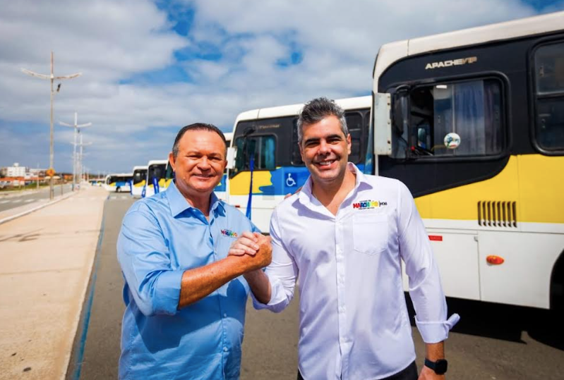 Brandão e Adriano entregam 75 ônibus no transporte na Grande Ilha…