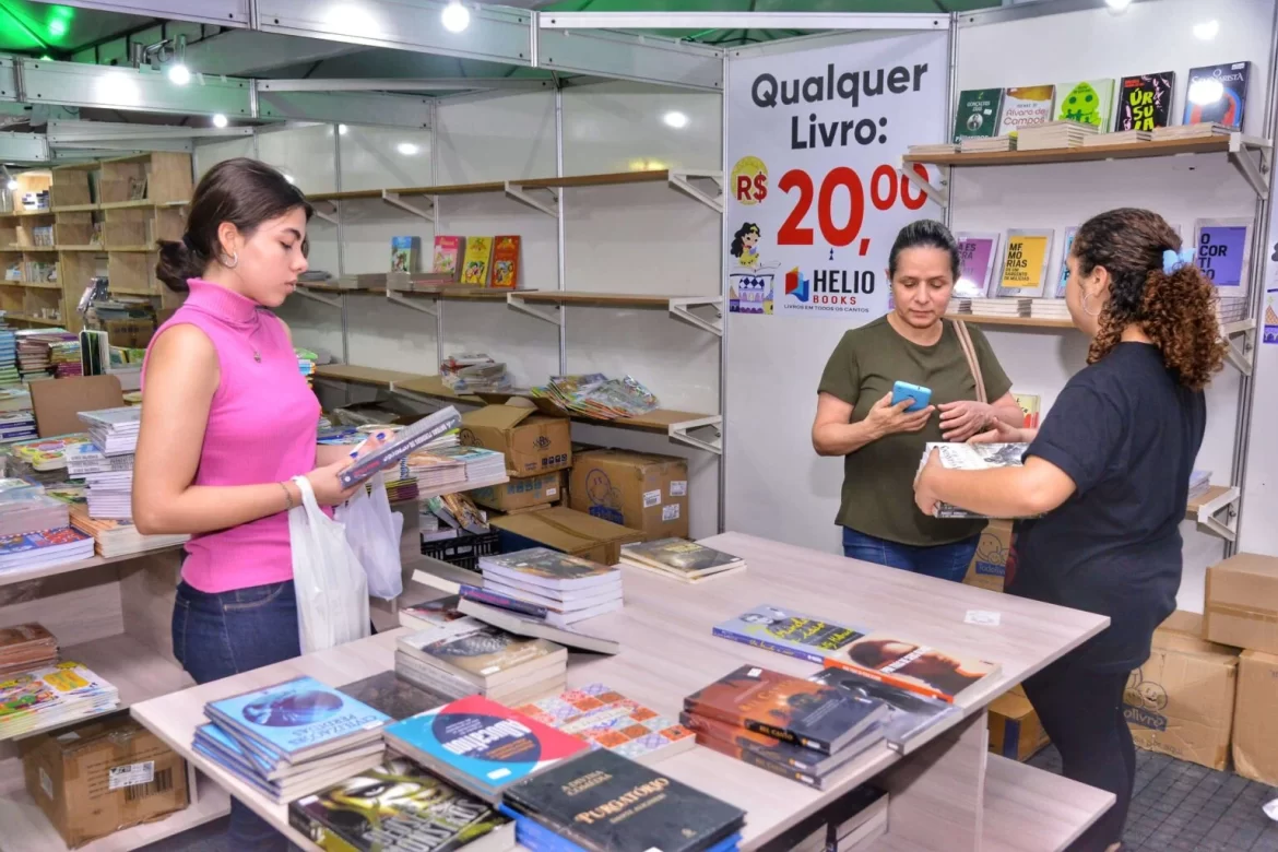 Aberta oficialmente a 17ª edição da Feira do Livro de São Luís…