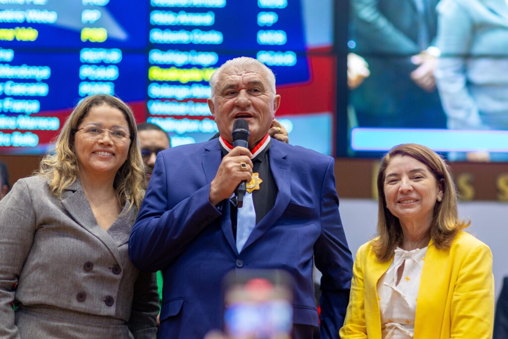 Alema realiza sessão solene em homenagem ao Dia da Reforma Protestante…