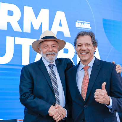 ‘Lula manda caçar bruxas’…