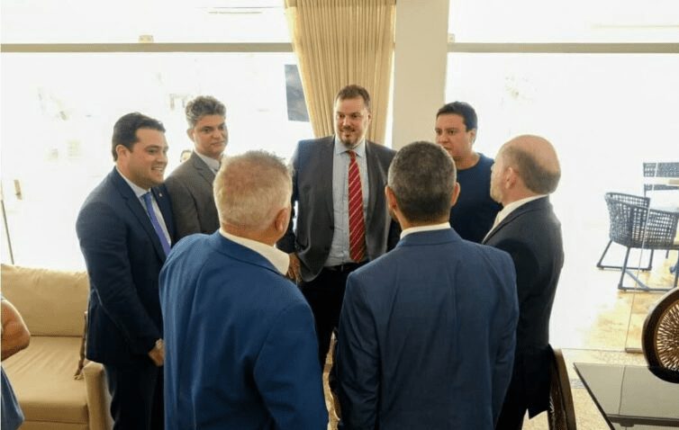 ‘Projeto Camarão’ afunda comunismo na AL – “Sem governo, nenhum aliado de Dino se elege”, sentenciou Roberto Rocha…