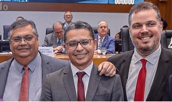 ‘Santa Ceia’ – Comunistas  fazem comparação bíblica:  chamam Brandão de Judas e Dino de Jesus Cristo…