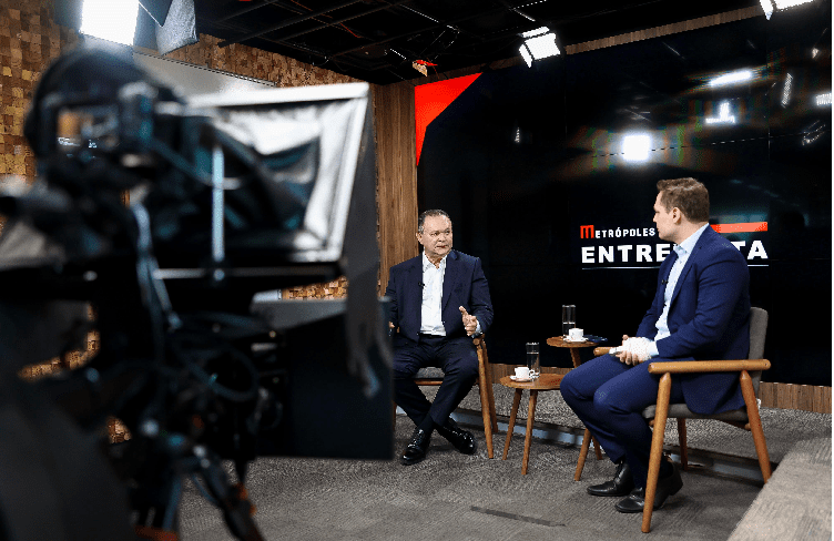 No Metrópoles Entrevista, governador Carlos Brandão destaca impactos do tarifaço e parceria com o governo federal…