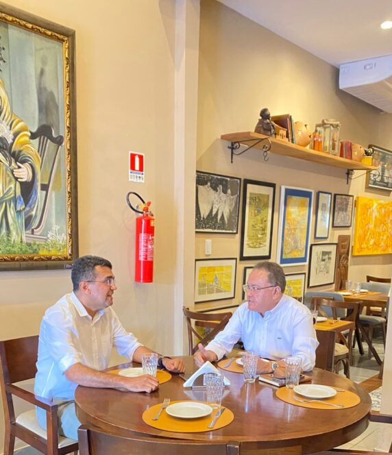Lahesio e Roberto Rocha se reúnem e discutem sucessão…