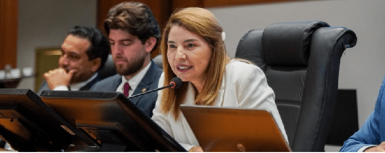 Iracema critica tentativa de transformar despacho de Dino em escândalo: ‘Ato de desinformação’…