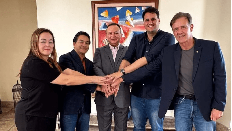 Partido de Aluisio oficializa apoio a Orleans Brandão para 2026…