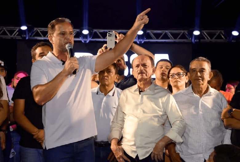Coroatá – Júlio Filho visita município e consolida apoio de Luís da Amovelar e Larissa DP em evento com mais de 10 mil pessoas…