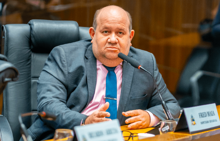 Fred Maia sai em defesa de Brandão no caso da Conafer…