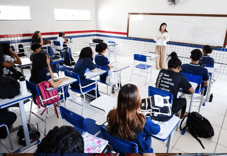 Brandão anuncia novos investimentos e conquistas para os professores do Maranhão…